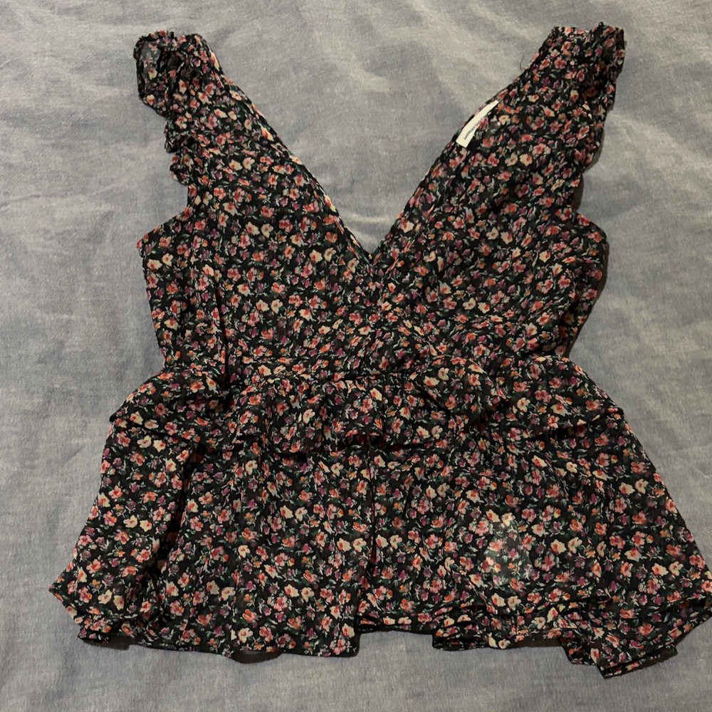 American Eagle Outfitters Floral Ruffle Top